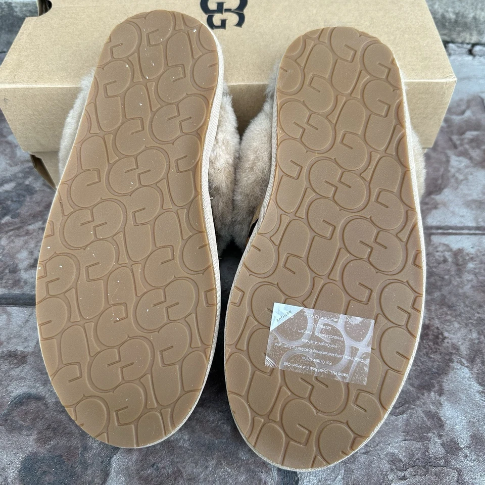 UGG Women's Size 7 Scuffette II Leopard Slip On Slippers Shoes Flats - NEW/box - Image 4 of 4