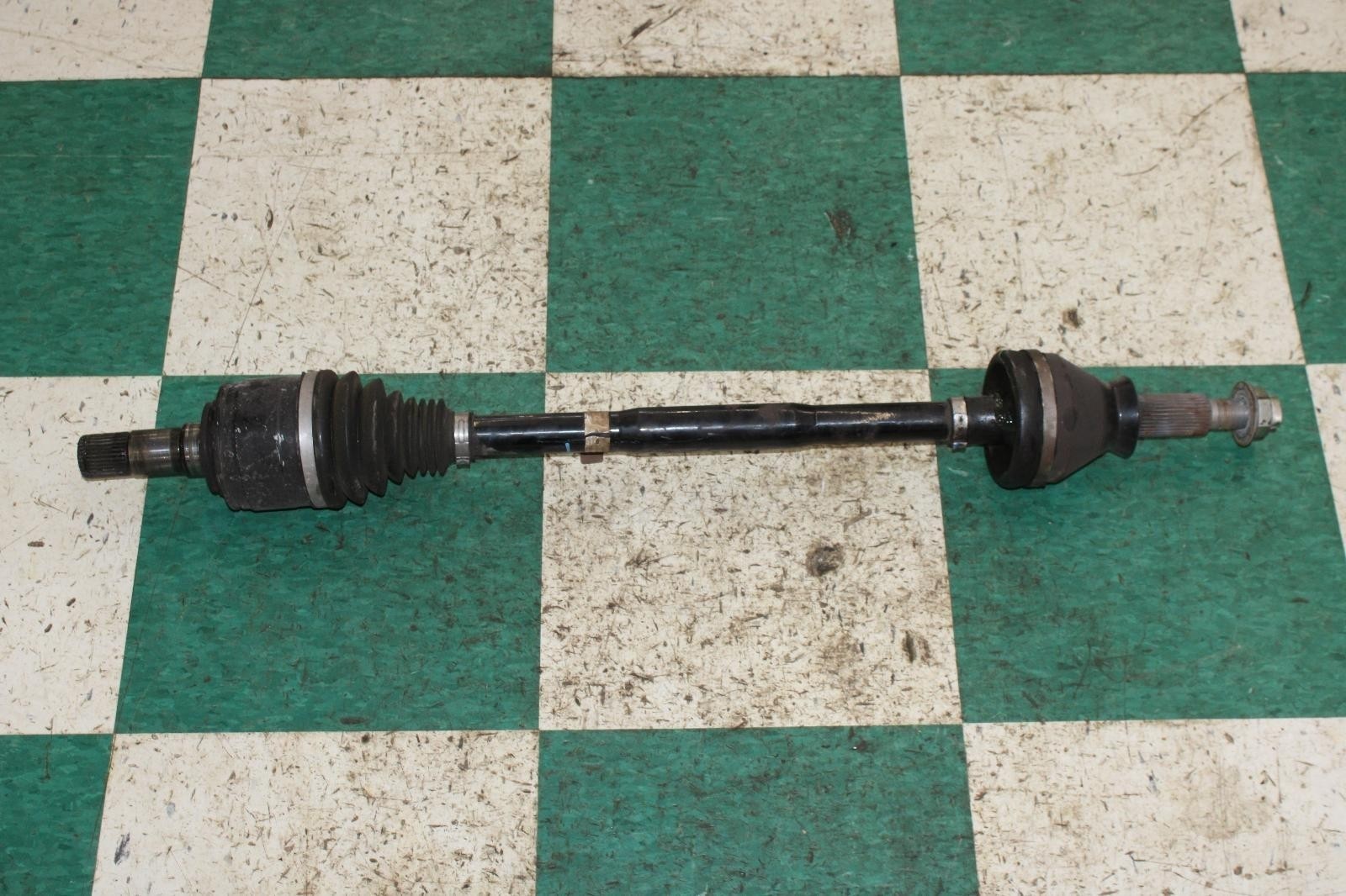 Maserati Quattroporte S Q4 2014-2021 Front Right Cv axle