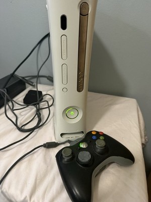 Xbox 360 Console 60GB HDD - Power Cable + Controller