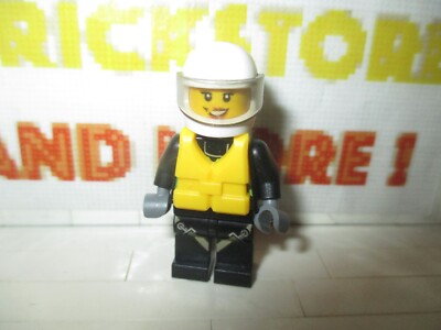 Lego - Minifiguren - Feuer - Reflektierende Streifen Taschenlampe Jacke 60106 cty0640