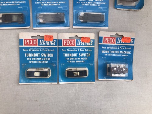 Vintage Peco Point Motor Accessories PL-12 PL-10 PL-16 Bases Switches Etc Sealed - 第 4/10 張圖片