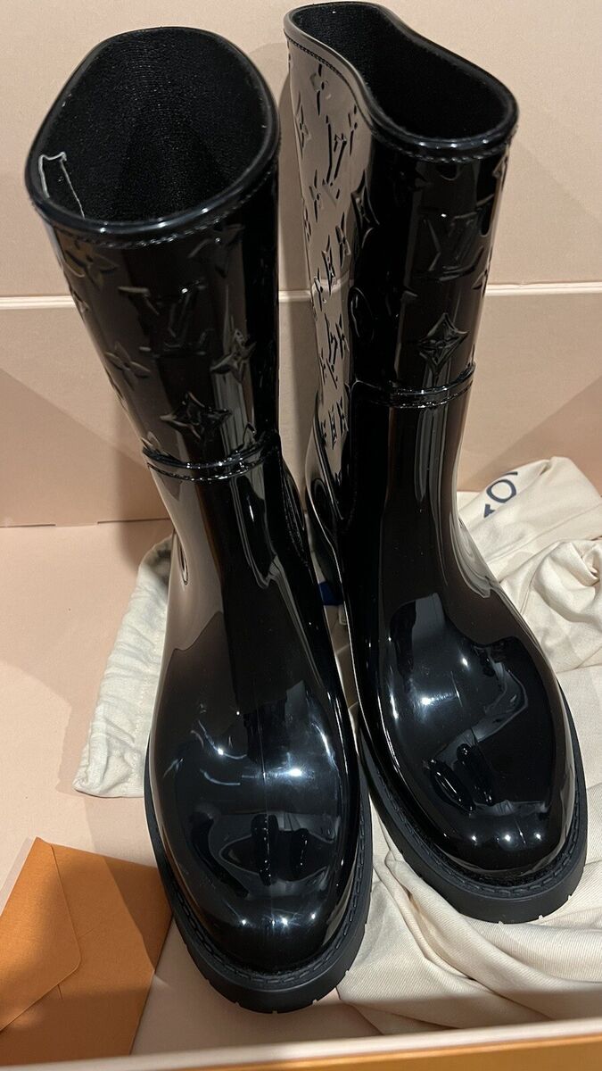 LOUIS VUITTON Drops Flat Half Boots in Black - More Than You Can