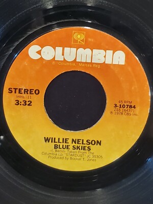 WILLIE NELSON 7'' 45 RPM ''Blue Skies'' & ''Moonlight in Vermont'' VG condition