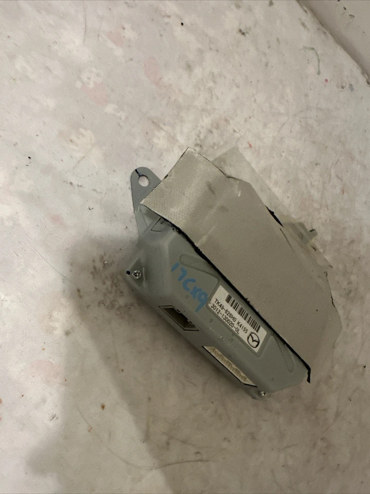 Mazda CX9 2017 tapa del maletero trasero puerta levadiza puerta trasera módulo de control OEM TK49626H0 Foto 3 de 4