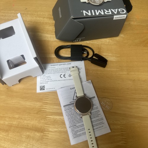 Garmin Lily 2 35 mm creme gold mit Kokosnuss-Silikonband