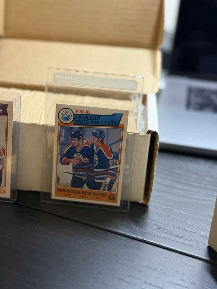 1983-84 O-Pee-Chee Hockey juego completo 396 cartas casi nuevo/como nuevo 3 tarjetas de novato de la corte Foto 4 de 4