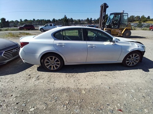 AC Compressor from 2013 Lexus GS350 3.5L 12135922 - Picture 11 of 12