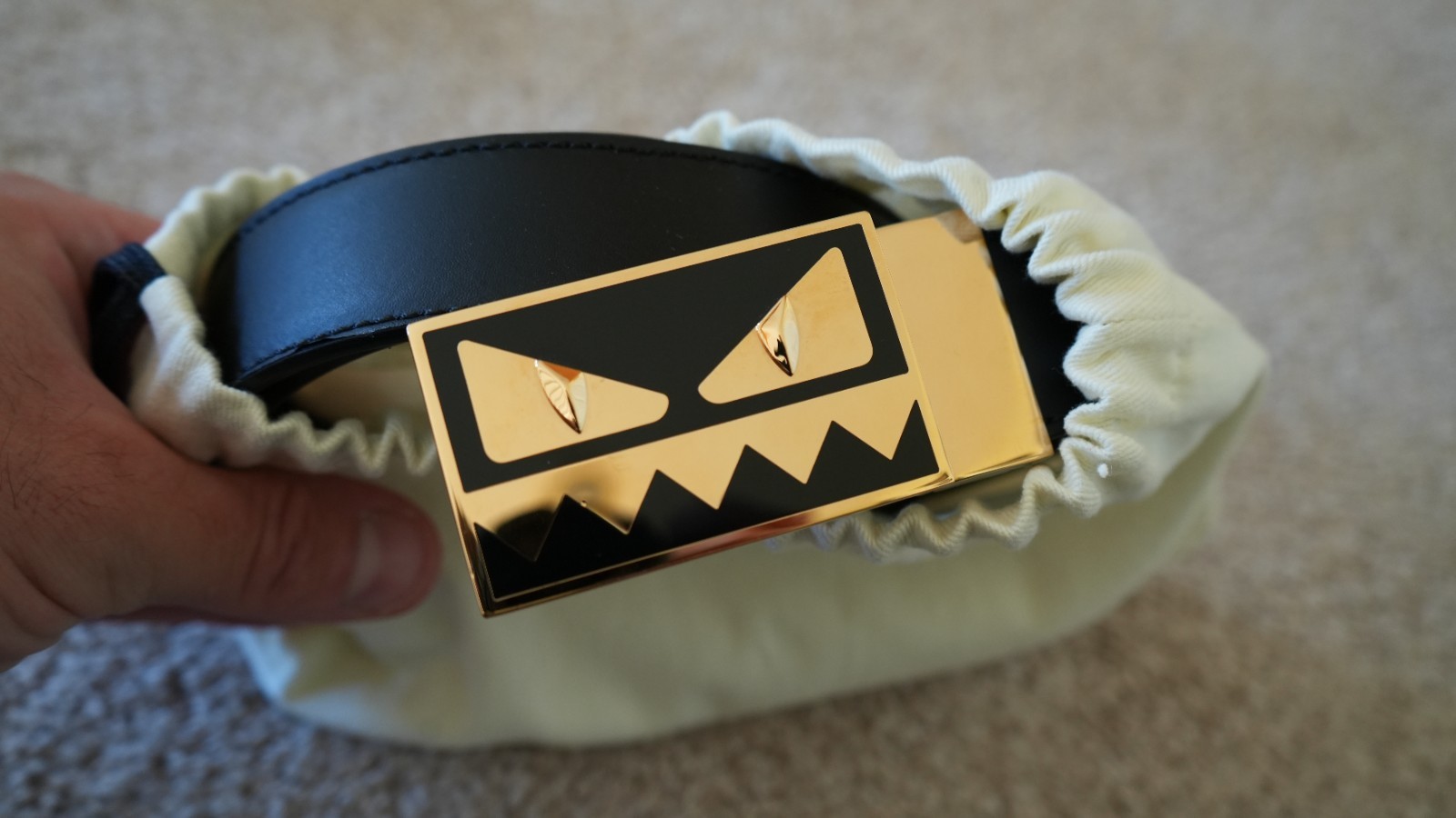 Fendi Monster Eyes Gold Buckle Black Leather Belt Made in Italy – Rare Designer