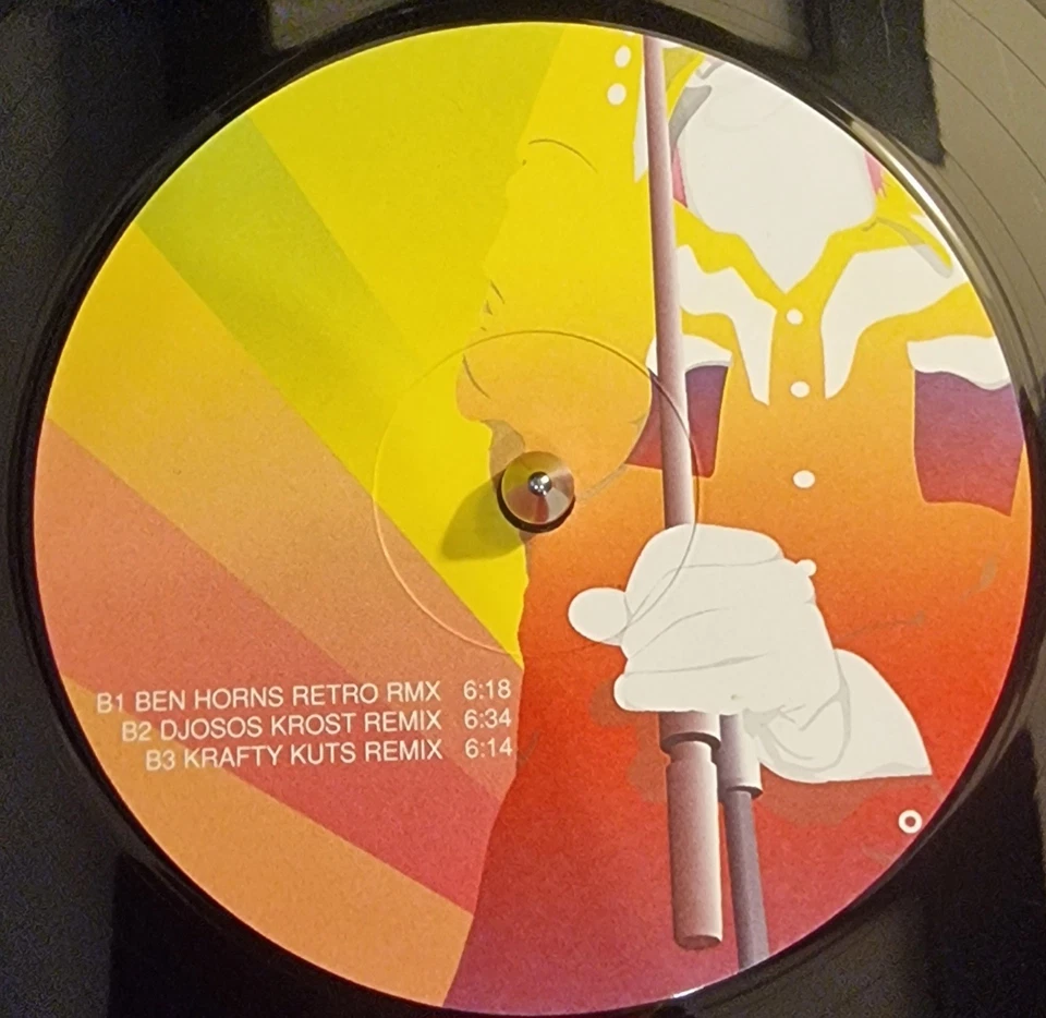 Junior Senior Move Your Feet Vinyl Single 12inch Urban Records - Bild 4 von 4