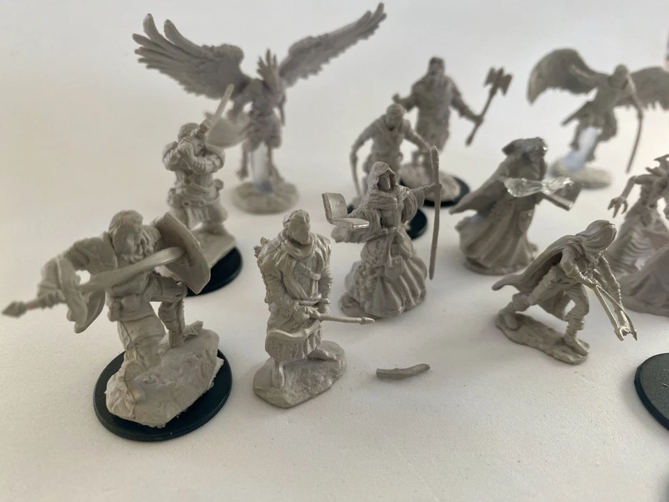 D&D Nolzur’s Marvelous Miniatures Group of 13 Unpainted Miniatures - image 4 of 4