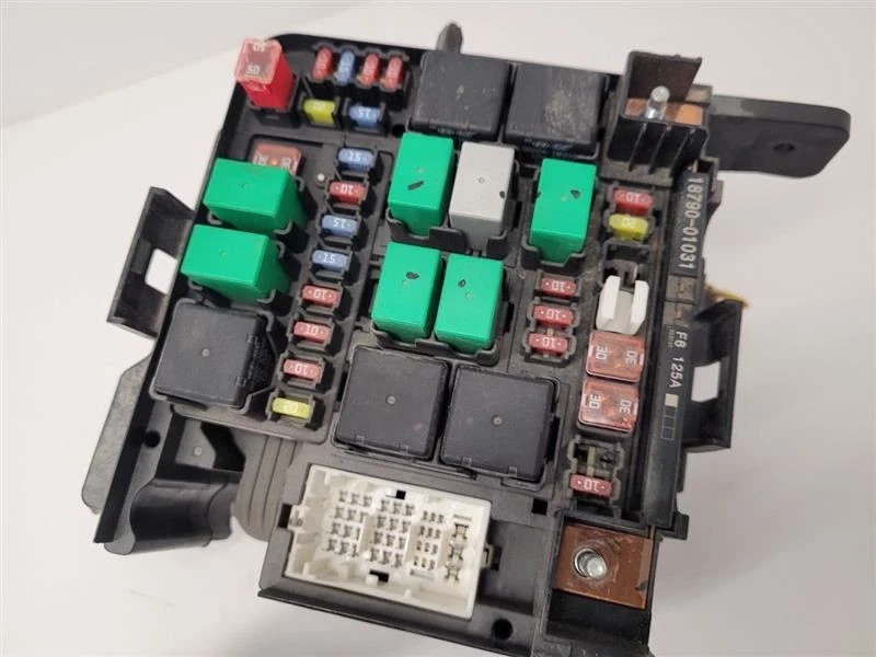 Motor de caja de fusibles KIA FORTE 10-13 con control de temperatura automático completo  Foto 2 de 4