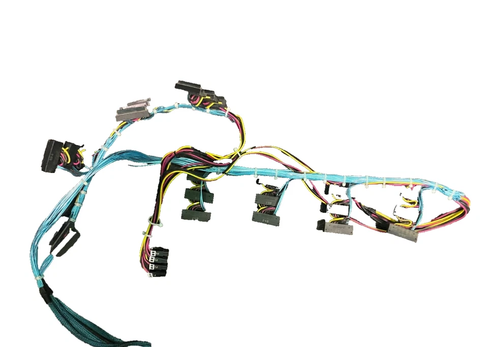 Broadcom LSI 9306-24i 12Gbps SAS -3 PCIE +CBL-00622-01-A - Image 4 of 4