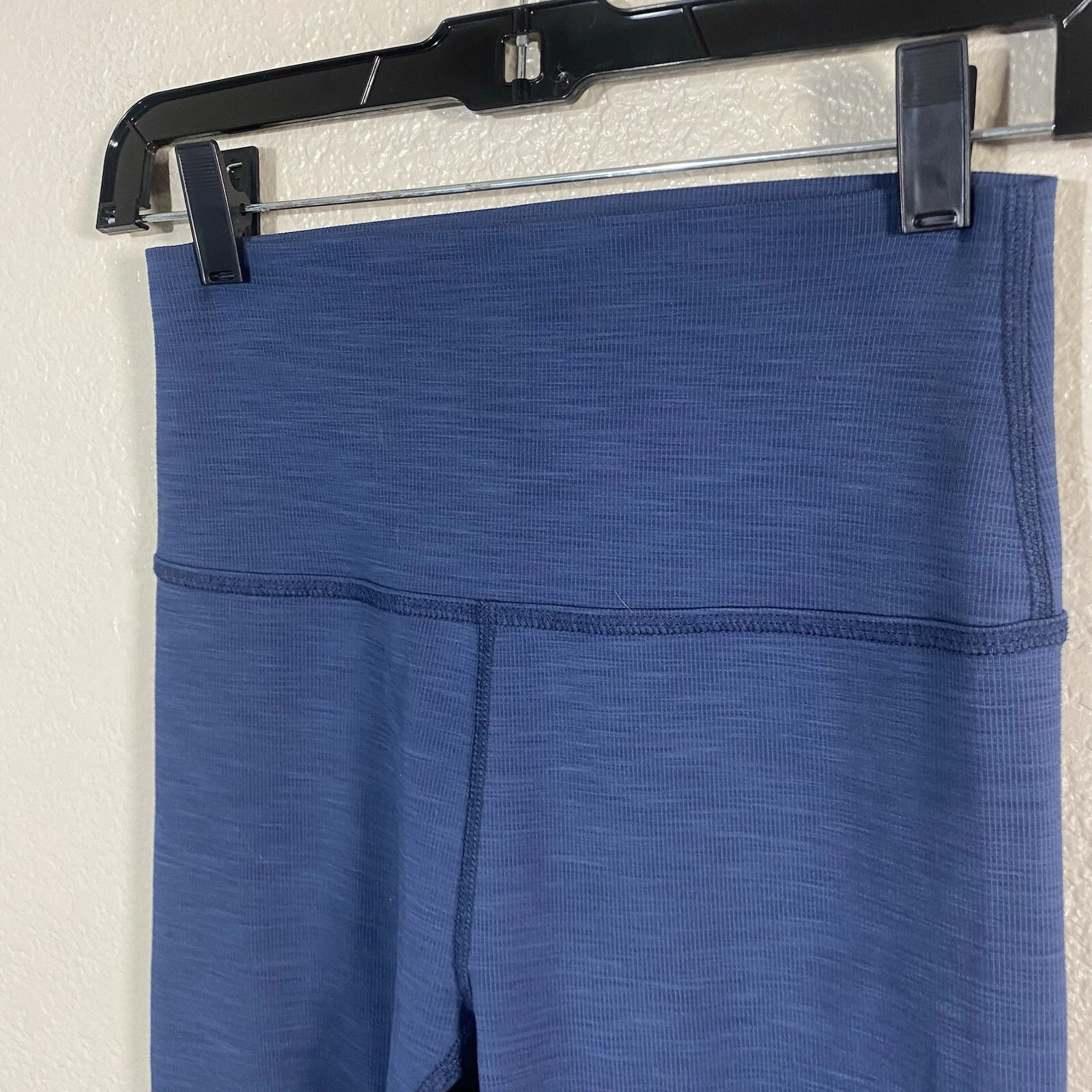 beyond-yoga navy spacedye cropped leggings