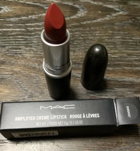 amplified lipstick dubonnet