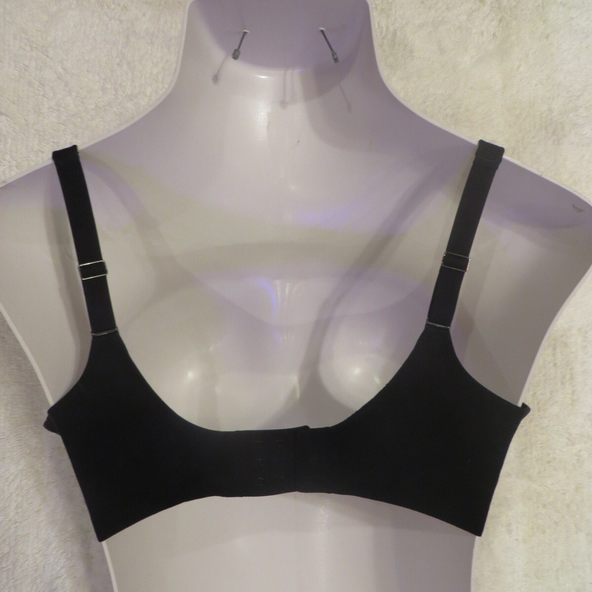 Spanx Padded Underwire Full Coverage Black Bra Si… - image 2