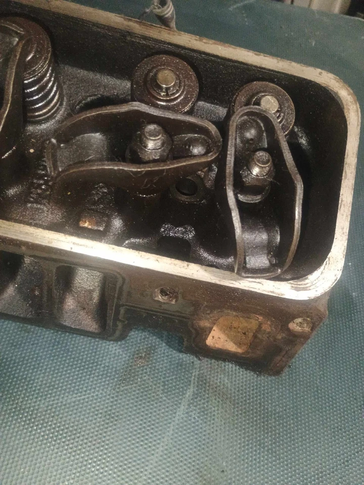 Chevrolet Pickup 1500 99-00 Escalade 96-00 1996-1999 Yukon Tahoe culata fabricante original Foto 2 de 4