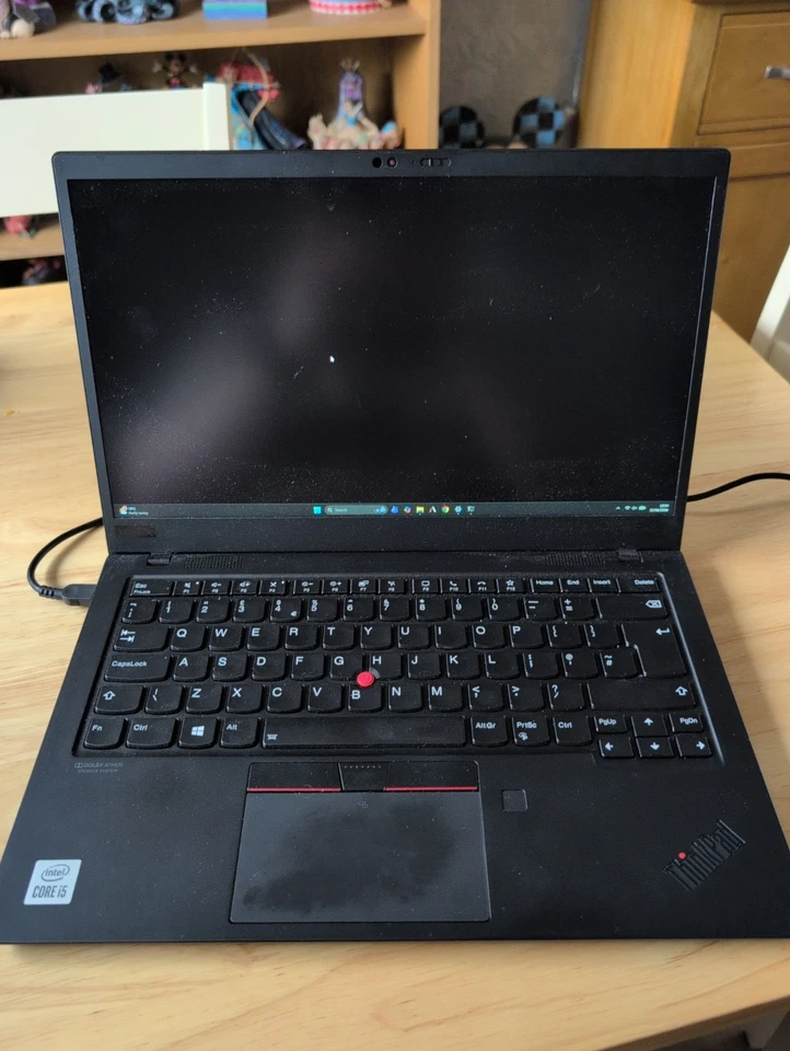 Lenovo ThinkPad X1 Carbon · i7-10610U · 16GB · 512GB, photo 1 of 2