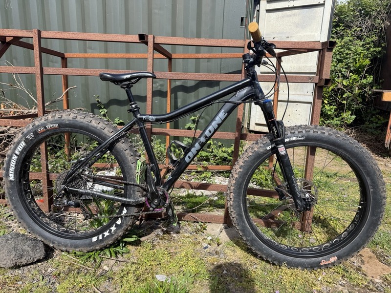 On One Fatty Fat Bike Frame 26 Wheels M Frame Excellent Condition