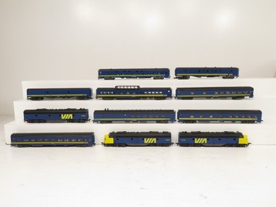 Rivarossi HO Via ABA Passenger Set LN 13225 