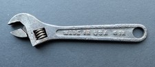 Chiave regolabile vintage generica grezza 6 pollici buona funzionante made in USA