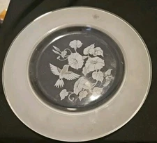 Vintage Avon 24% Lead Crystal, Hummingbird 8in Diameter GC