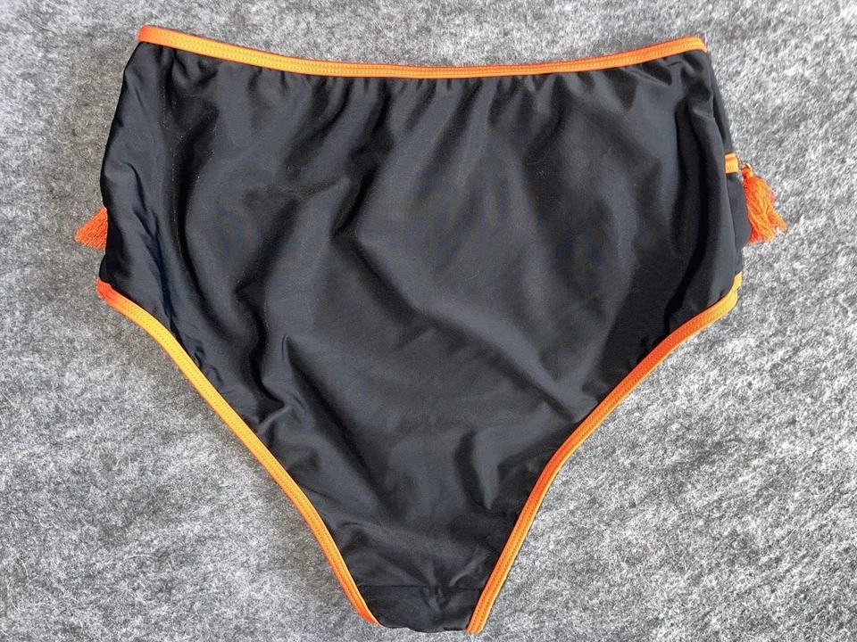 Parte inferior de bikini de cintura alta borla borlada premium en contraste de ASOS DESIGN Foto 4 de 4