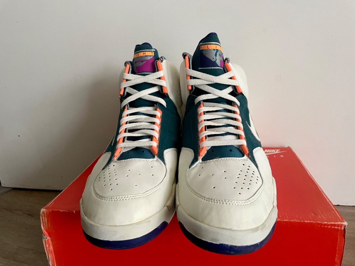 1991 nike air flight lite 2