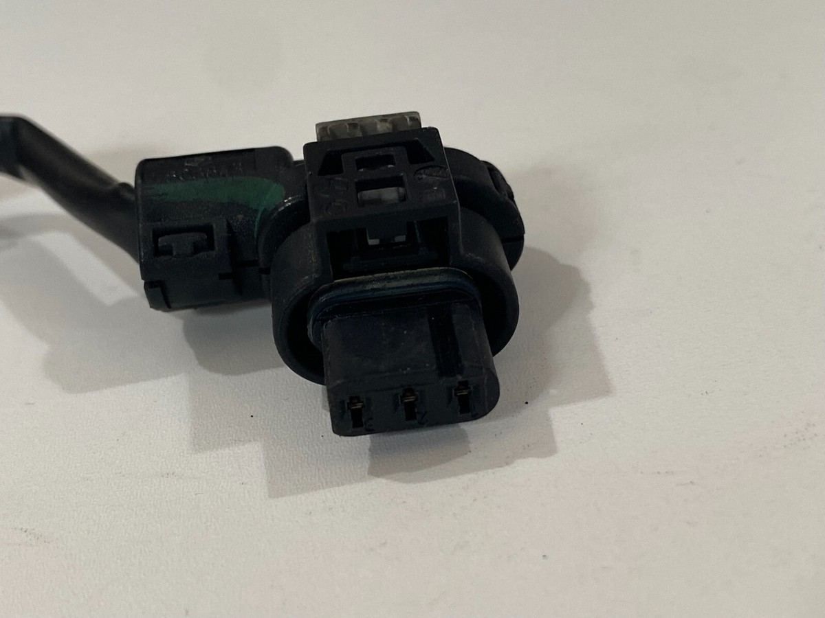 Mercedes Benz Engine Wiring Loom Plug Connector A0005455684 