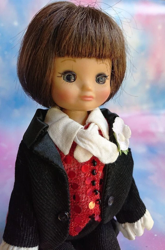 Tonner 8" Betsy McCall Let The Show Begin Circus Trunk Set 2005 Vintage Doll USD - Image 4 of 4