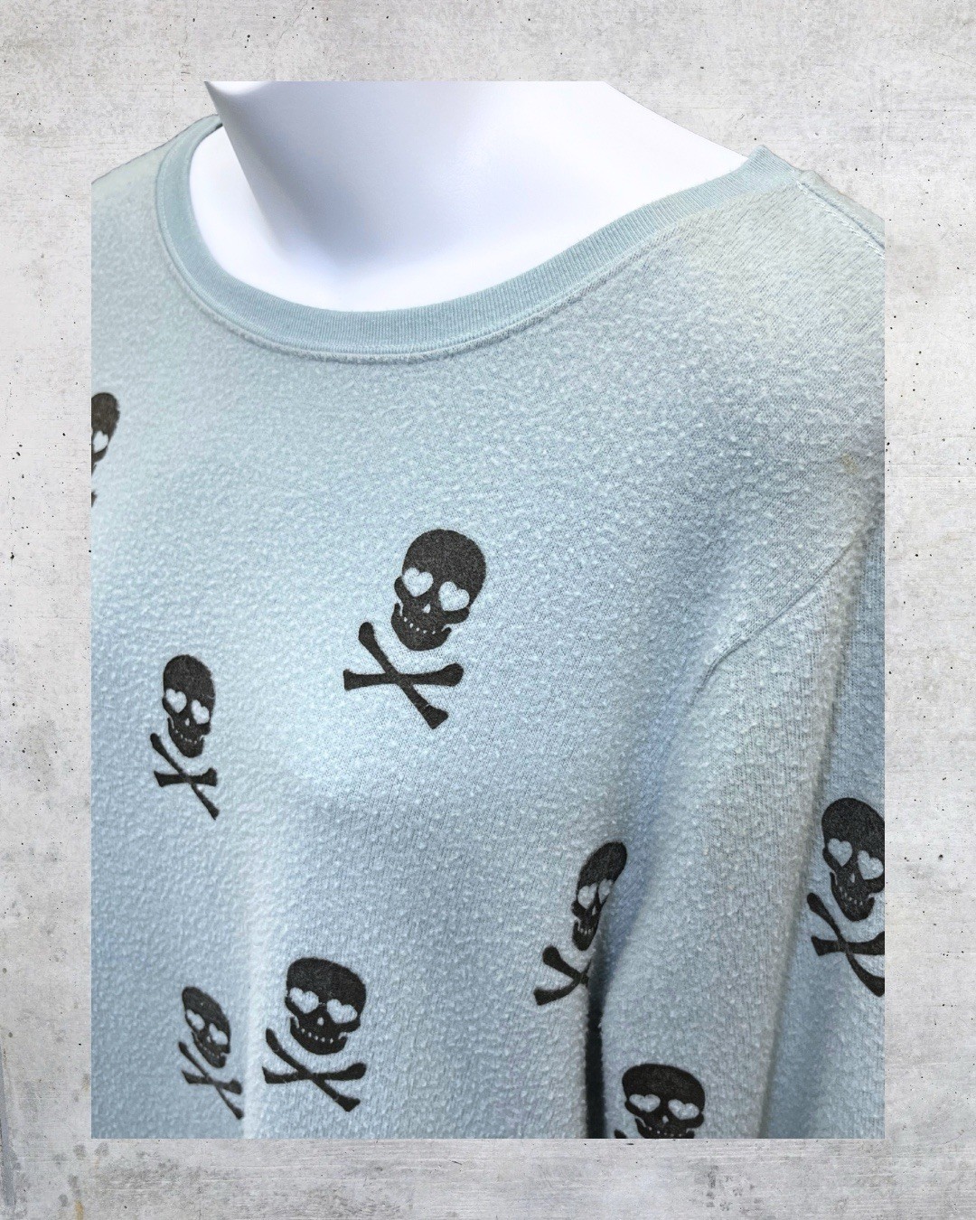 Workshop Republic Skull Print Pullover Sweatshirt… - image 4