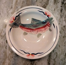 VINTAGE SARAH PETERSON RAINBOW TROUT SERVING BOWL 9” SIGNED CARLISLE HARTSTONE