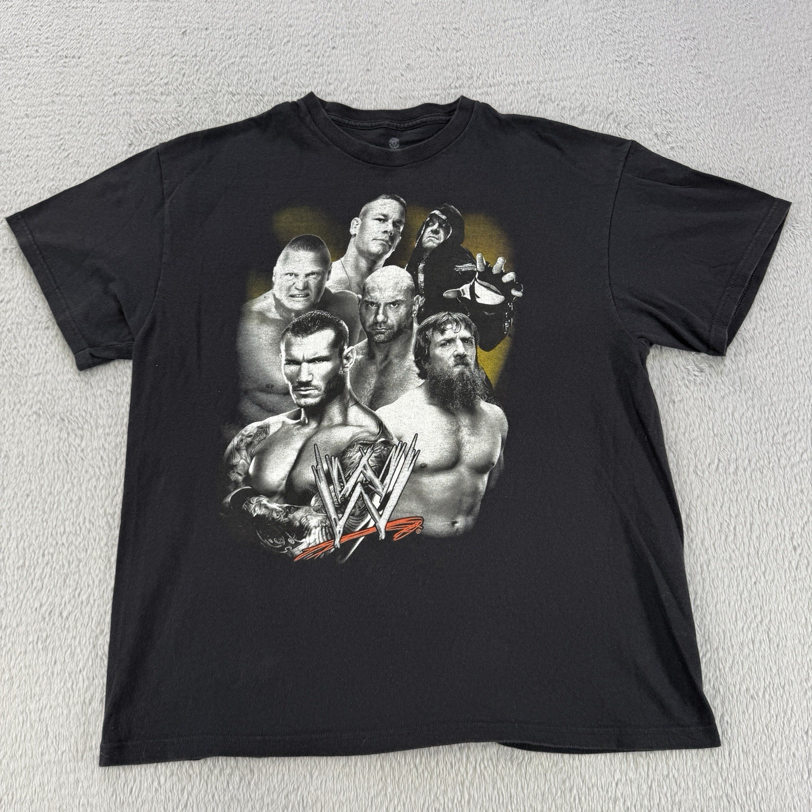 Vintage WWE shirt mens Extra Large Undertaker John Cena Brock Lesnar wrestling
