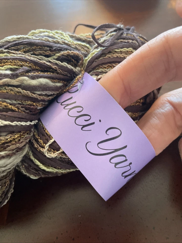 Hilos Lucci Lucatape Velrexy hilo de diseñador marrón crema metálico 180 yardas Foto 3 de 4