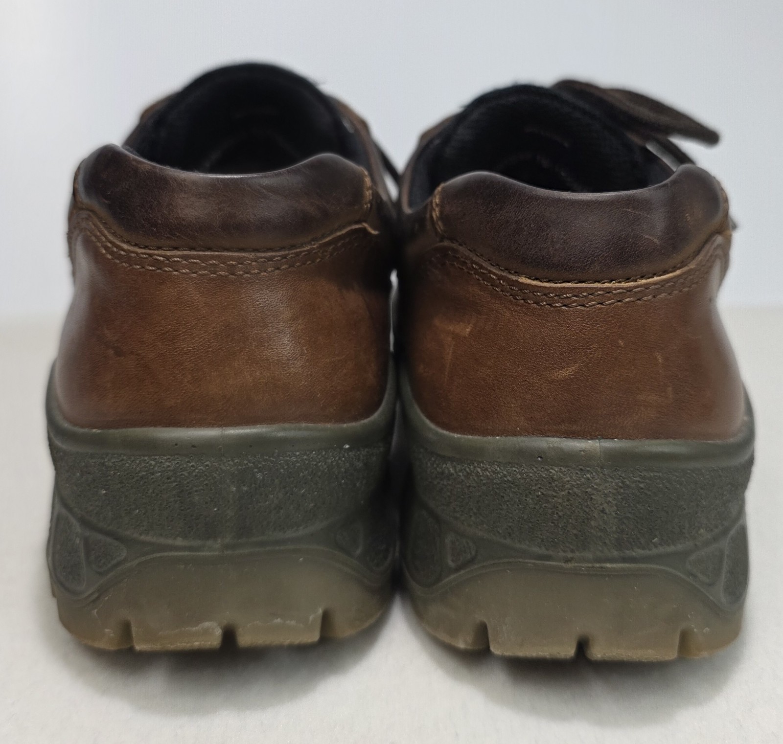 Ecco Track 2 GTX Waterproof Low Shoes Brown Leather Mens Size EU 45 US 9 to 9.5