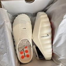 NEW Nike Mind 001 Men's Slippers US 10 SAIL/MTLC PLATINUM