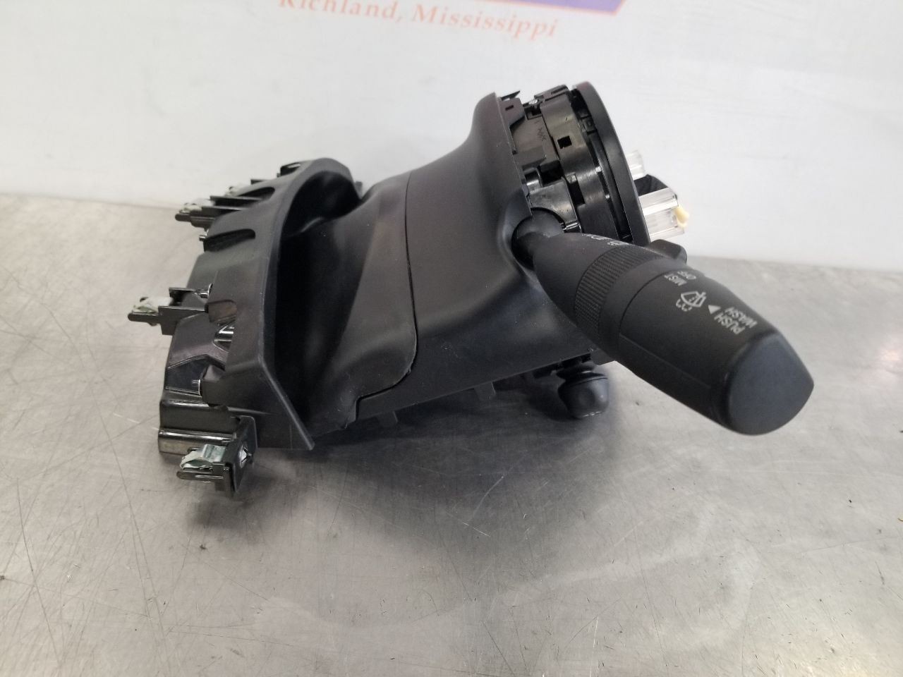 22 2022 MASERATI LEVANTE STEERING COLUMN SWITCH 670228201