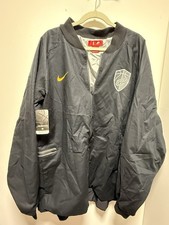 Cleveland Cavaliers Collecting and Fan Guide 32