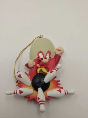 Vintage Yosemite Sam Looney Tunes Bowling Ornament Warner Bros 1998
