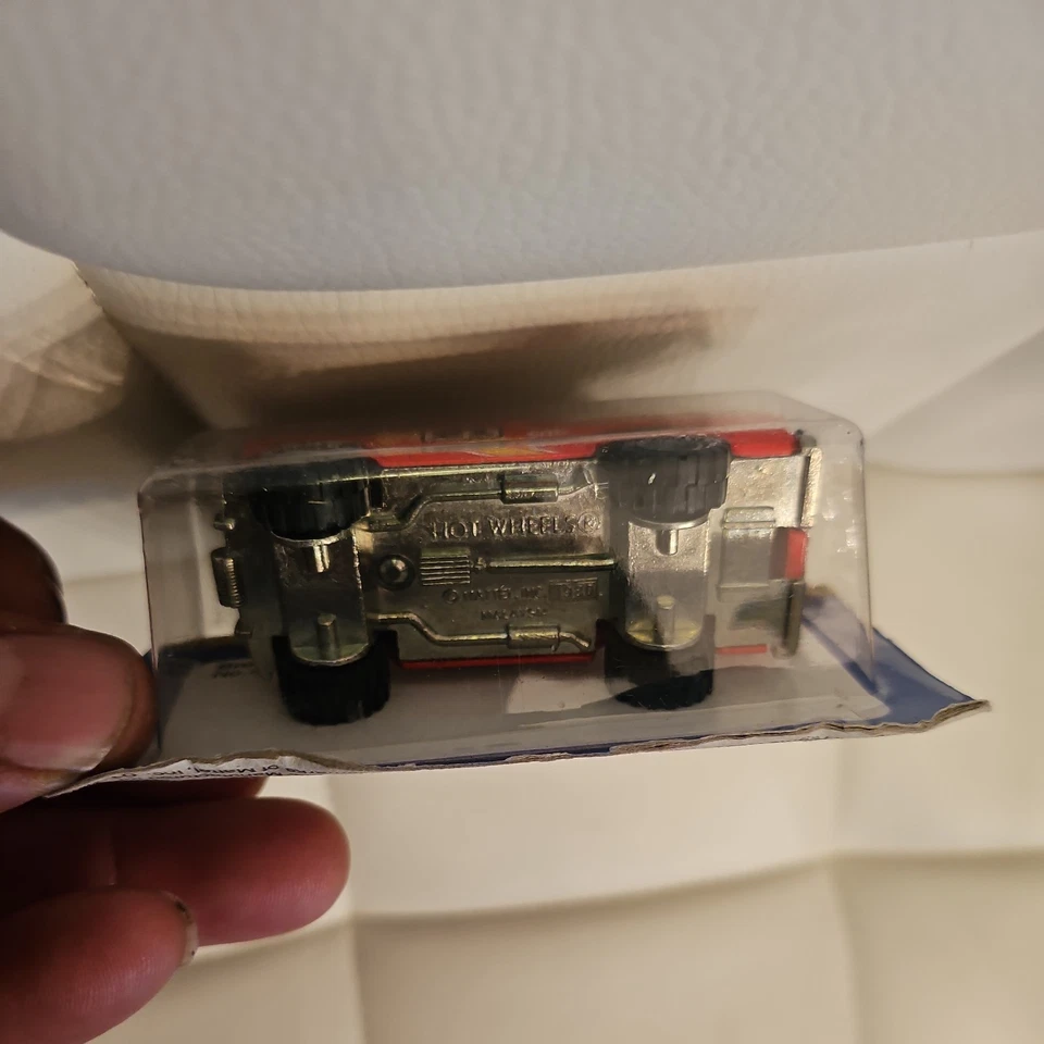 Hot Wheels Real Riders White Hub Bronco 4 ruedas #4355 ¡SIN PERFORAR! Foto 4 de 4