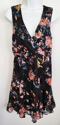 Francesca's Mi Ami M Mini Dress Lace Lined Ruffle Floral Sleeveless Crossover NW
