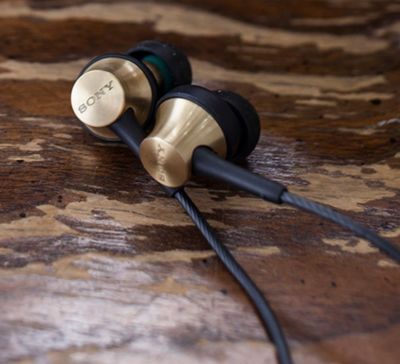 Sony MDR-EX650AP Closed Dynamic In-Ear Headphones w/ Mic Brass