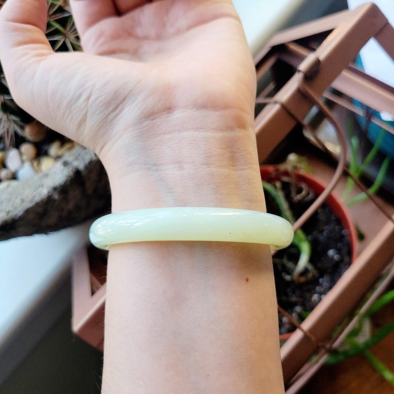 Vintage Solid Jade Bangle Bracelet - image 3