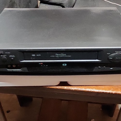 Mitsubishi HS-U520 4-Head VHS Video Cassette Player