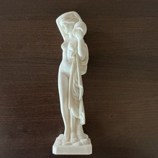 Wunderschöne Alabaster Figur Leicht Bekleidete Dame Mit Krug 26cm