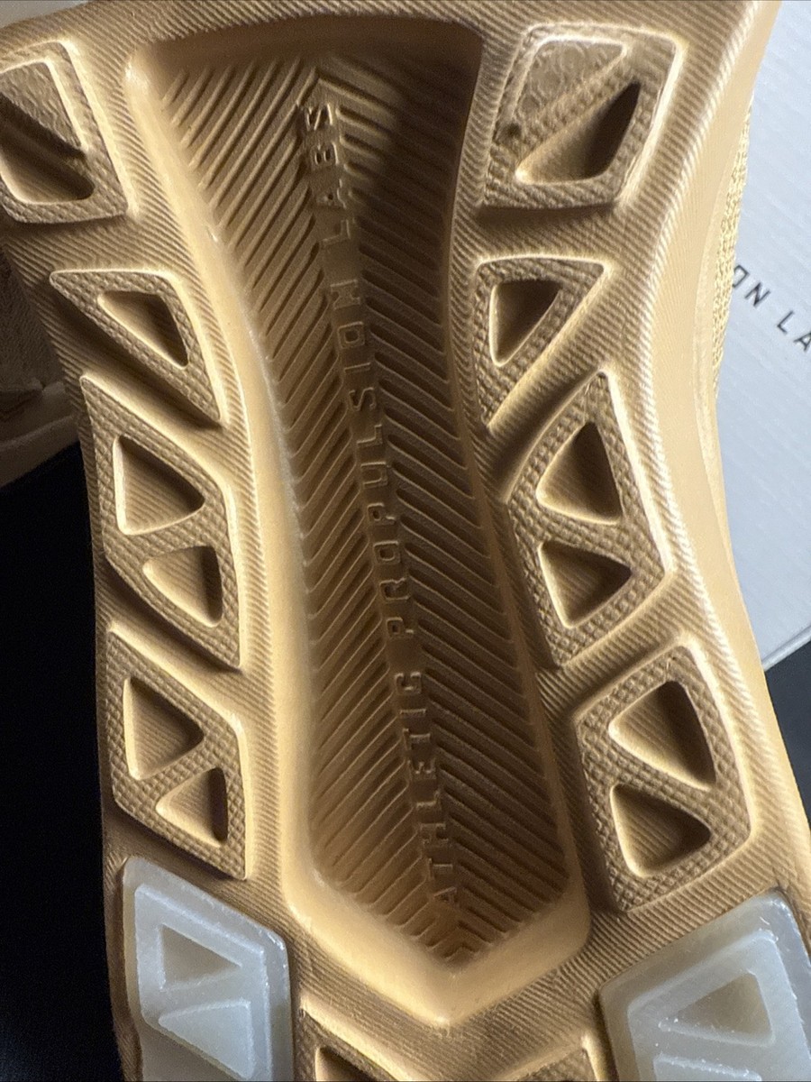 APL Athletic Propulsion Labs Men display picture 1