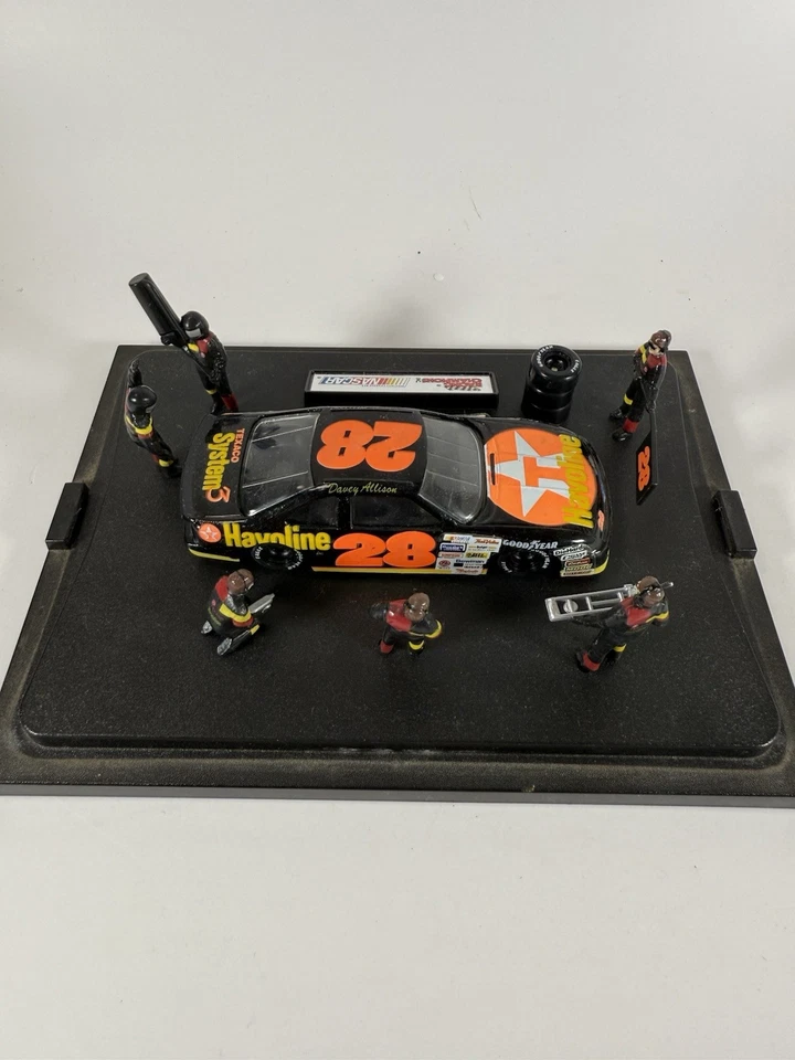 1992 Racing Champions NASCAR Pit Stop Set #28 Davey Allison Texaco Havoline - Image 4 of 4