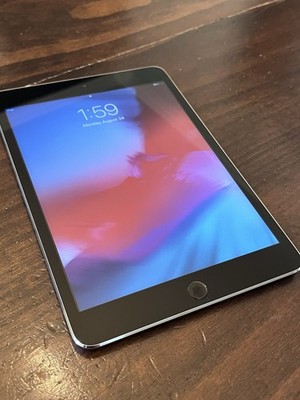 Apple iPad mini 3 A1599 128 GB, Wi-Fi, 7.9 in - Space Gray/Black