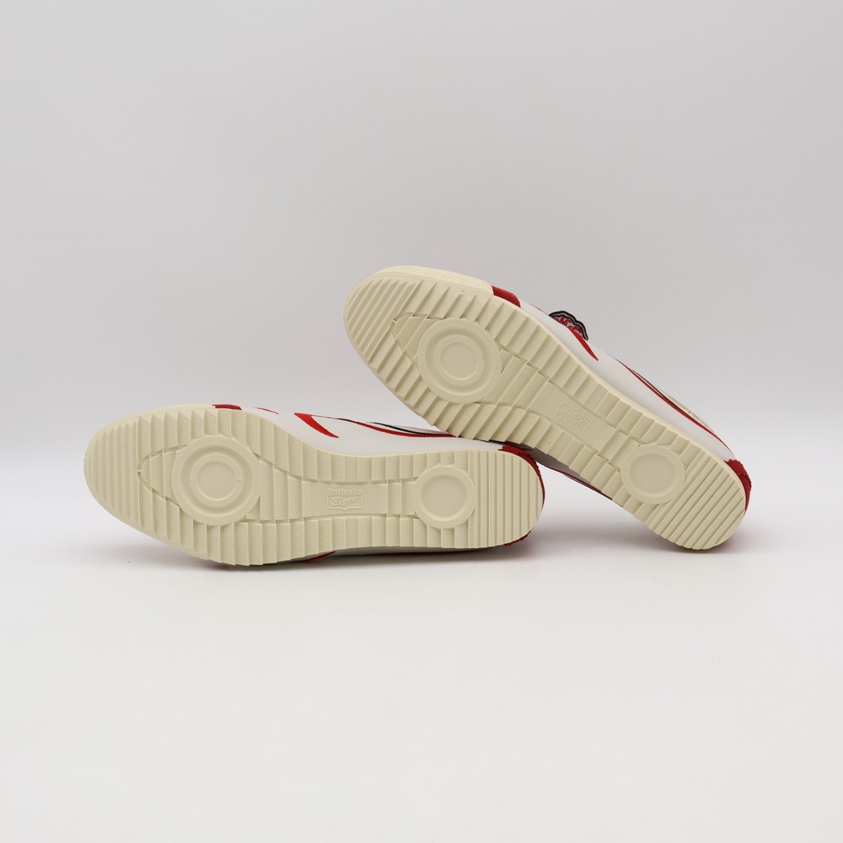 1181A370-100 Onitsuka Tiger NIPPON MADE Mexico 66 Deluxe White Red