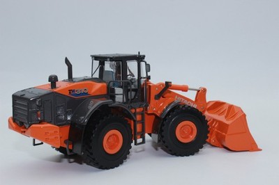 TMC Hitachi Radlader ZW 310  1:50 NEU in OVP