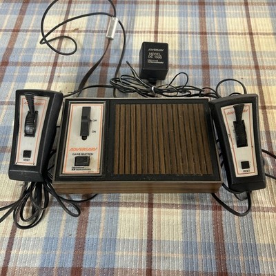 Adversary National Semiconductor 1976 Vintage Classic Video Game Console